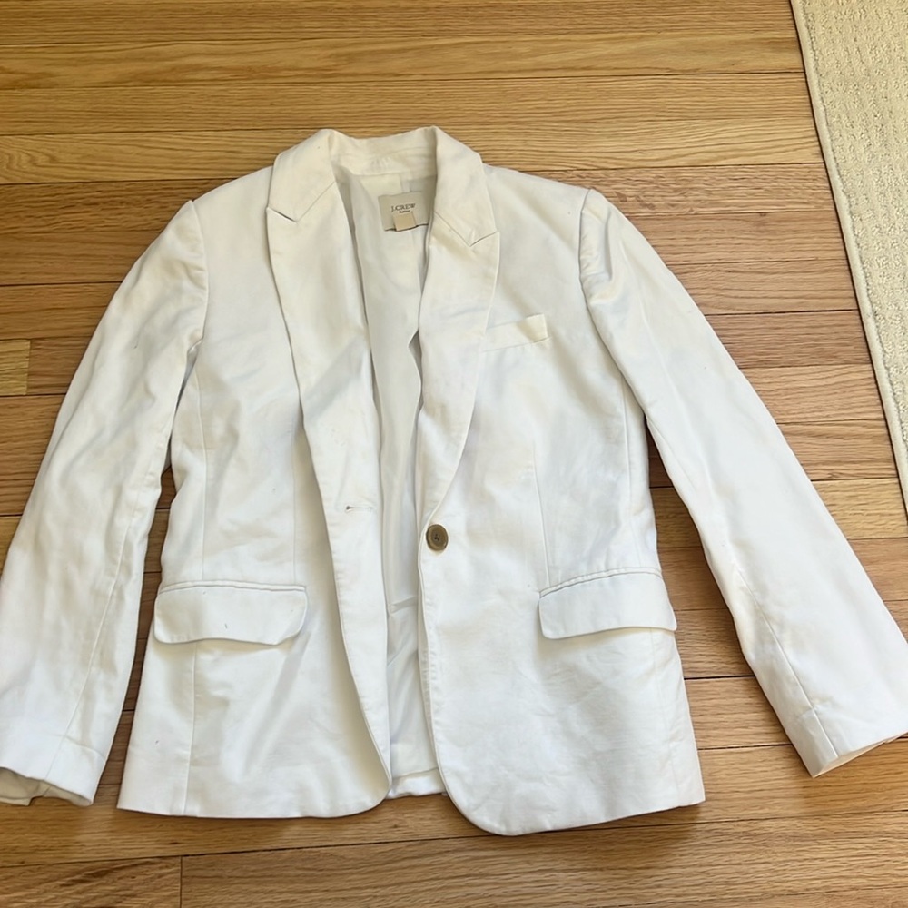 Jcrew factory women’s suiting size 4 white blazer with tan buttons